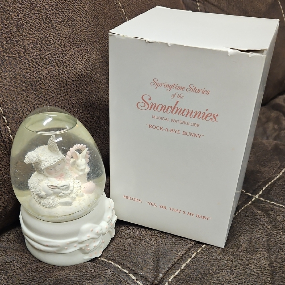 Dept 56 Snowbunnies 'Rock-A-Bye Bunny' Musical Waterglobe - White & Pastel Pink